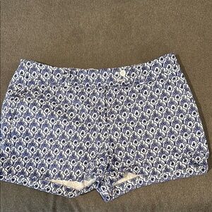Vineyard Vines Blue Patterned Women's Shorts
